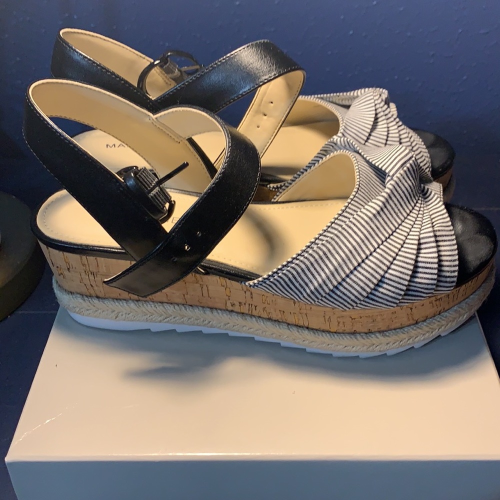 Marc Fisher Black and White Sandals - Picture 3 of 3